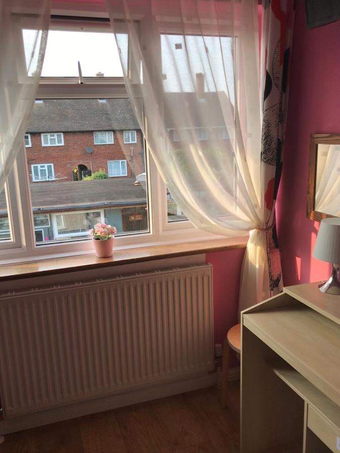 Becontreelodge Dagenham Eksteriør billede